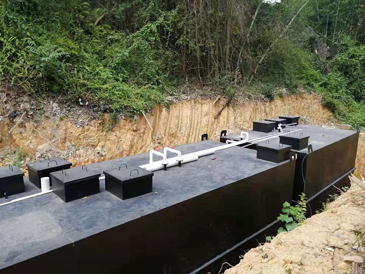 污水處理設(shè)備施工現(xiàn)場